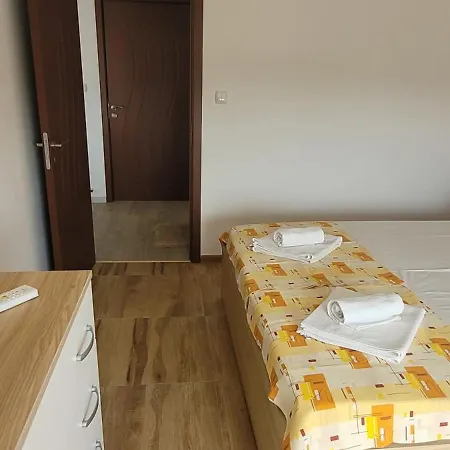 Mihnevi بيت ضيافة تشيرنوموريتس