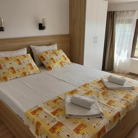 Mihnevi تشيرنوموريتس