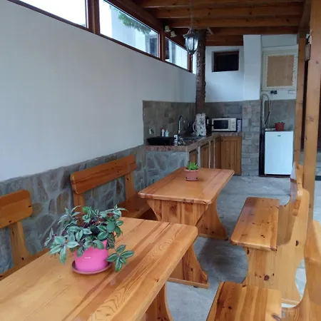 Mihnevi بيت ضيافة