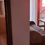 Gasthuis Mihnevi 3*