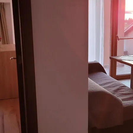 Gæstehus Mihnevi 3*